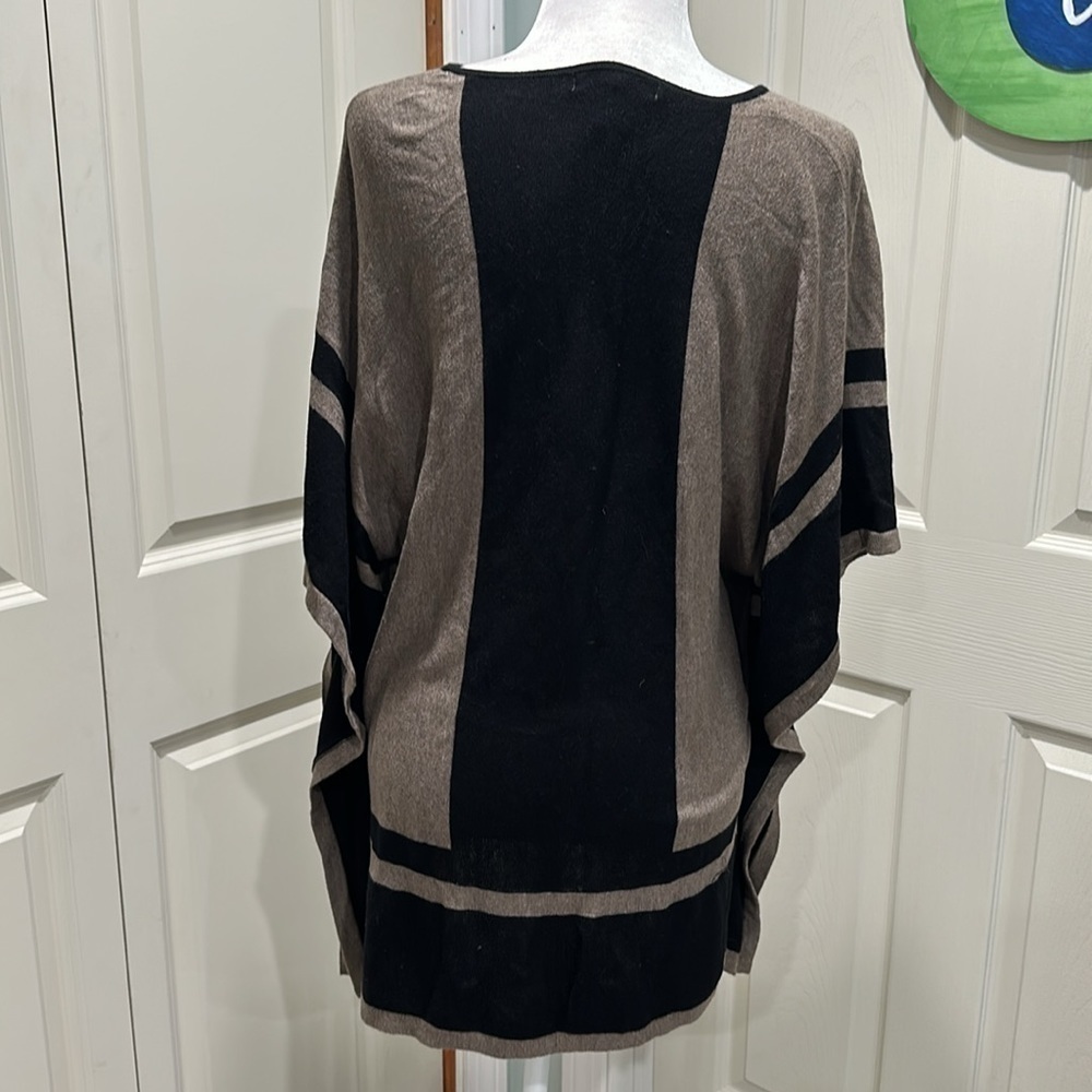 August silk poncho sweater brown and black size‎ small - Picture 5 of 8